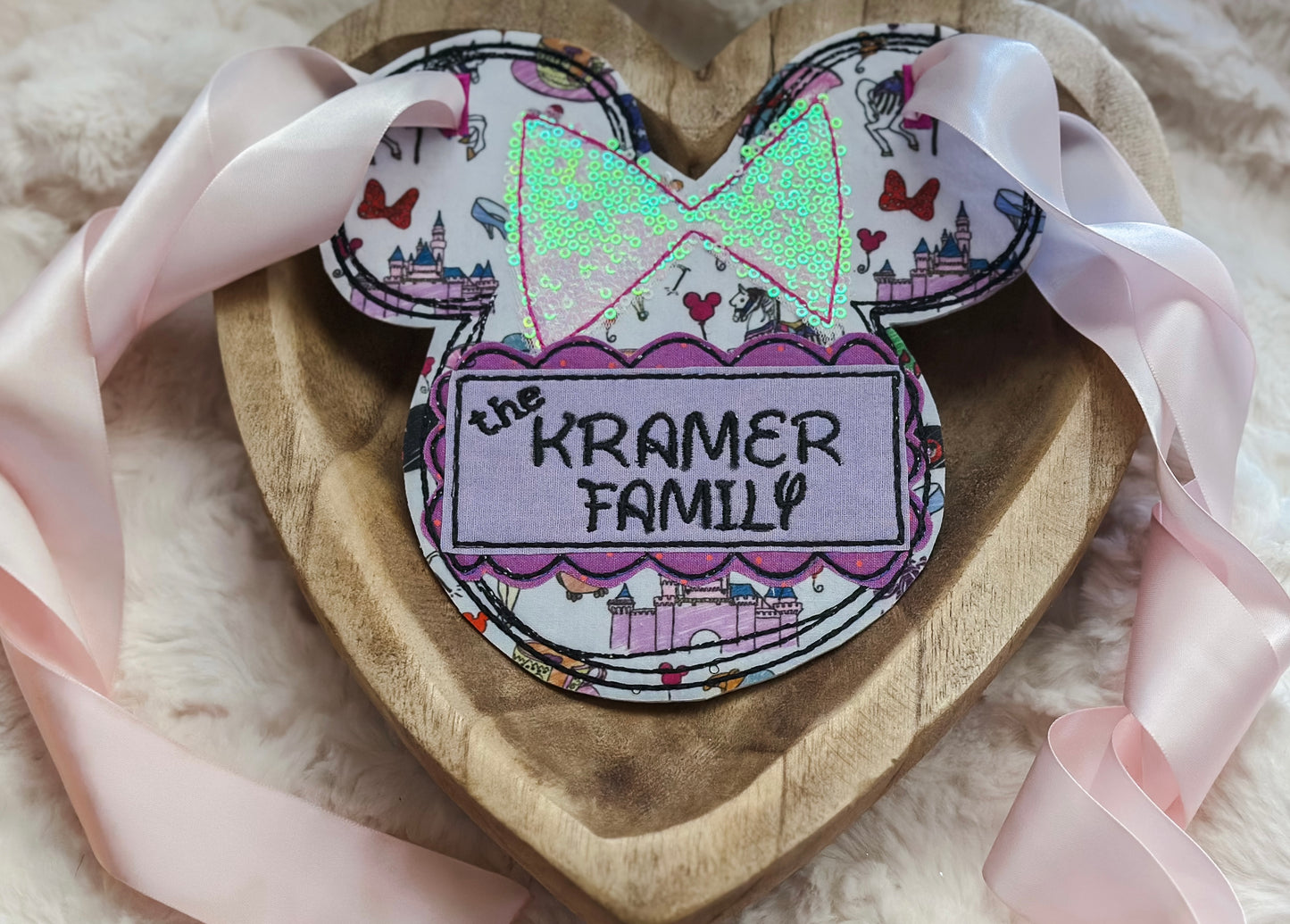 Stroller tag girl mouse