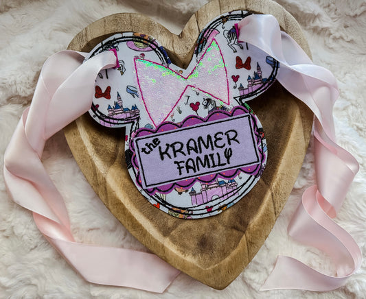 Stroller tag girl mouse