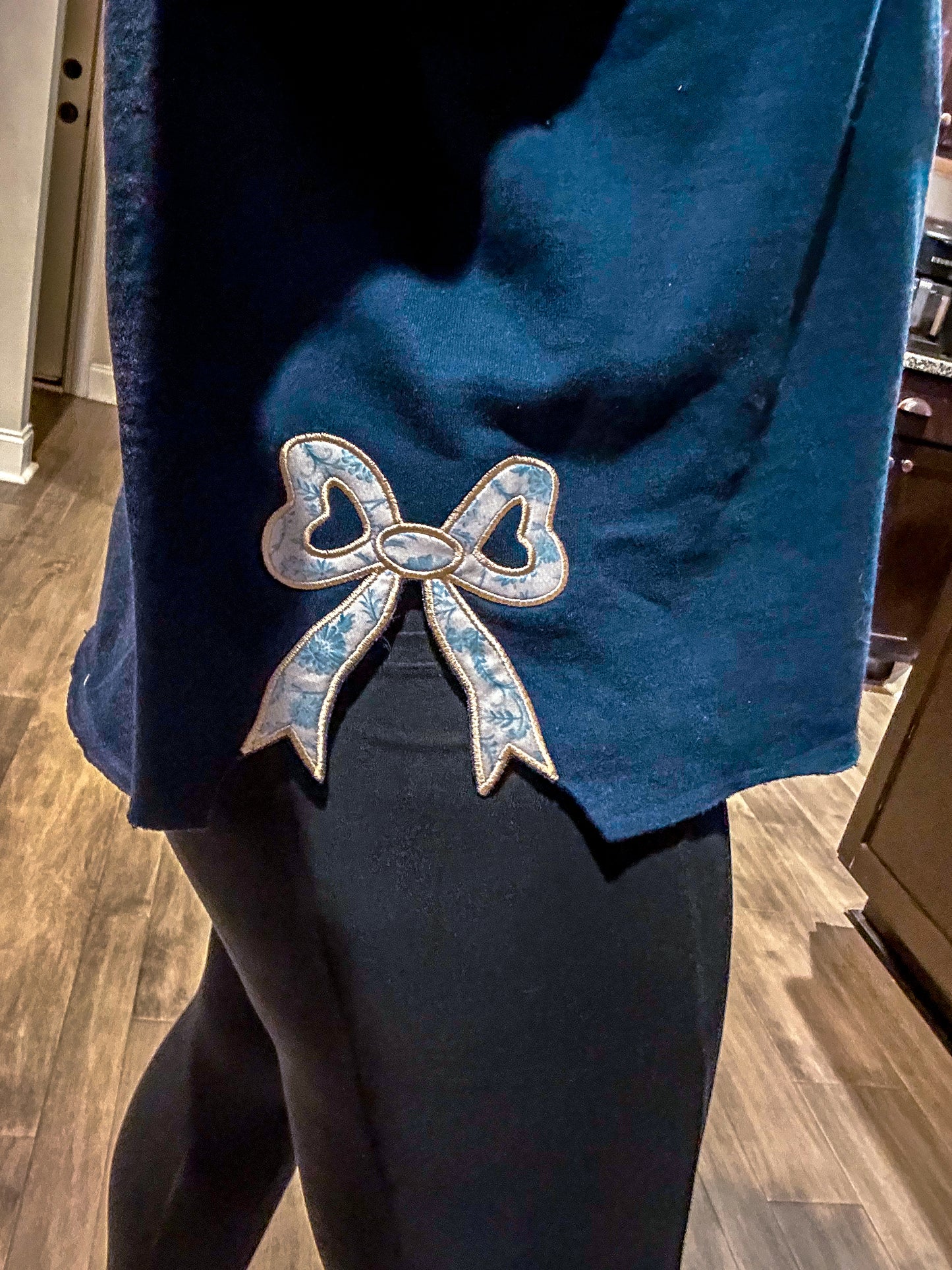 Southern Belle side bow crewneck