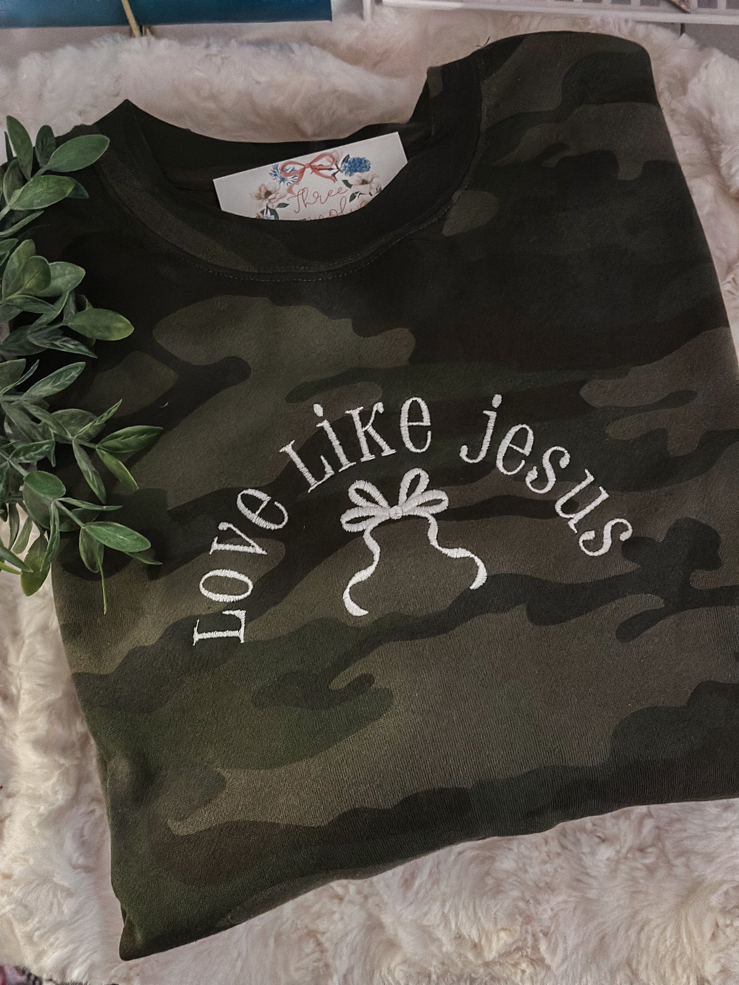 Love like Jesus camo crewneck